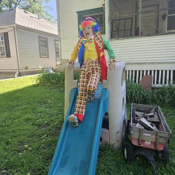 Circus Clown on the Town Child Costume - Picture 5 of 6